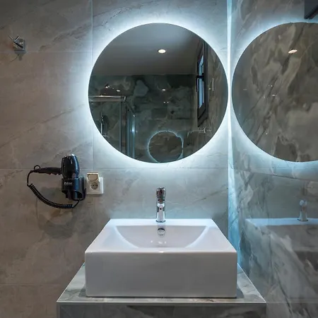 Vanesa Luxury Flogita