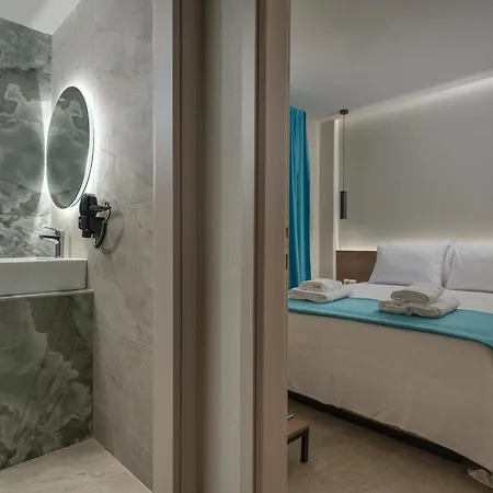 Vanesa Luxury Apartment Flogita